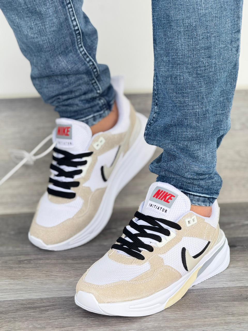 Nike Sacai