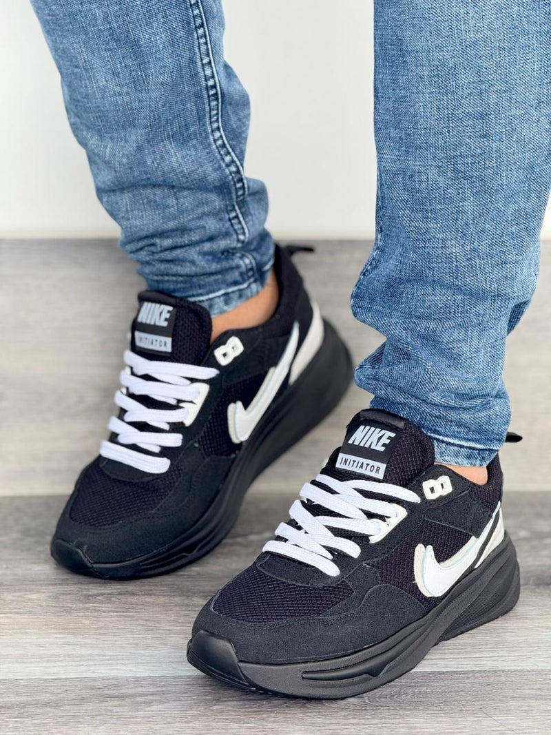 Nike Sacai