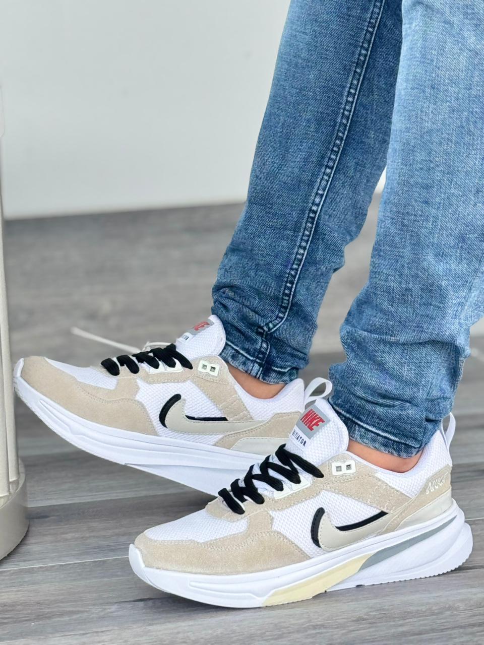 Nike Sacai