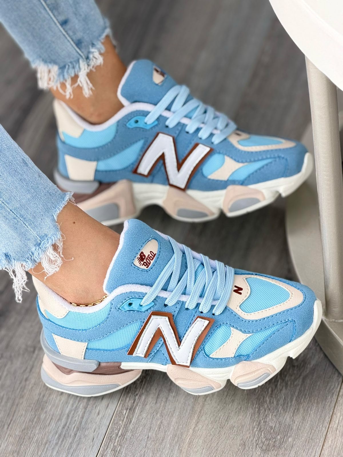 NEW BALANCE 9060 UNISEX