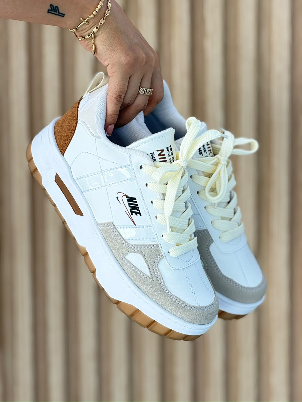 NIKE RETRO DAMA