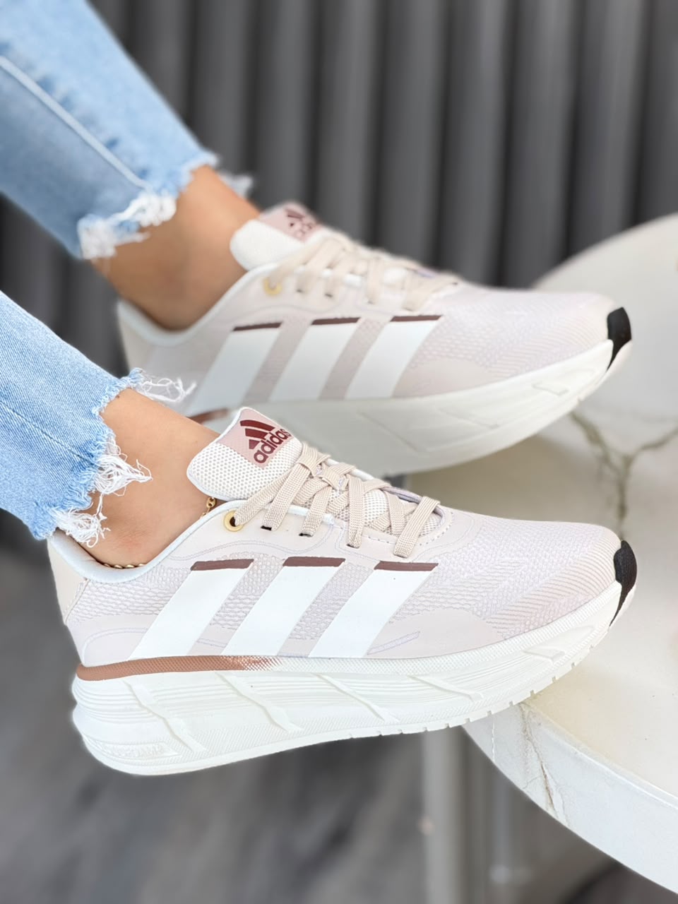 ADIDAS SKY