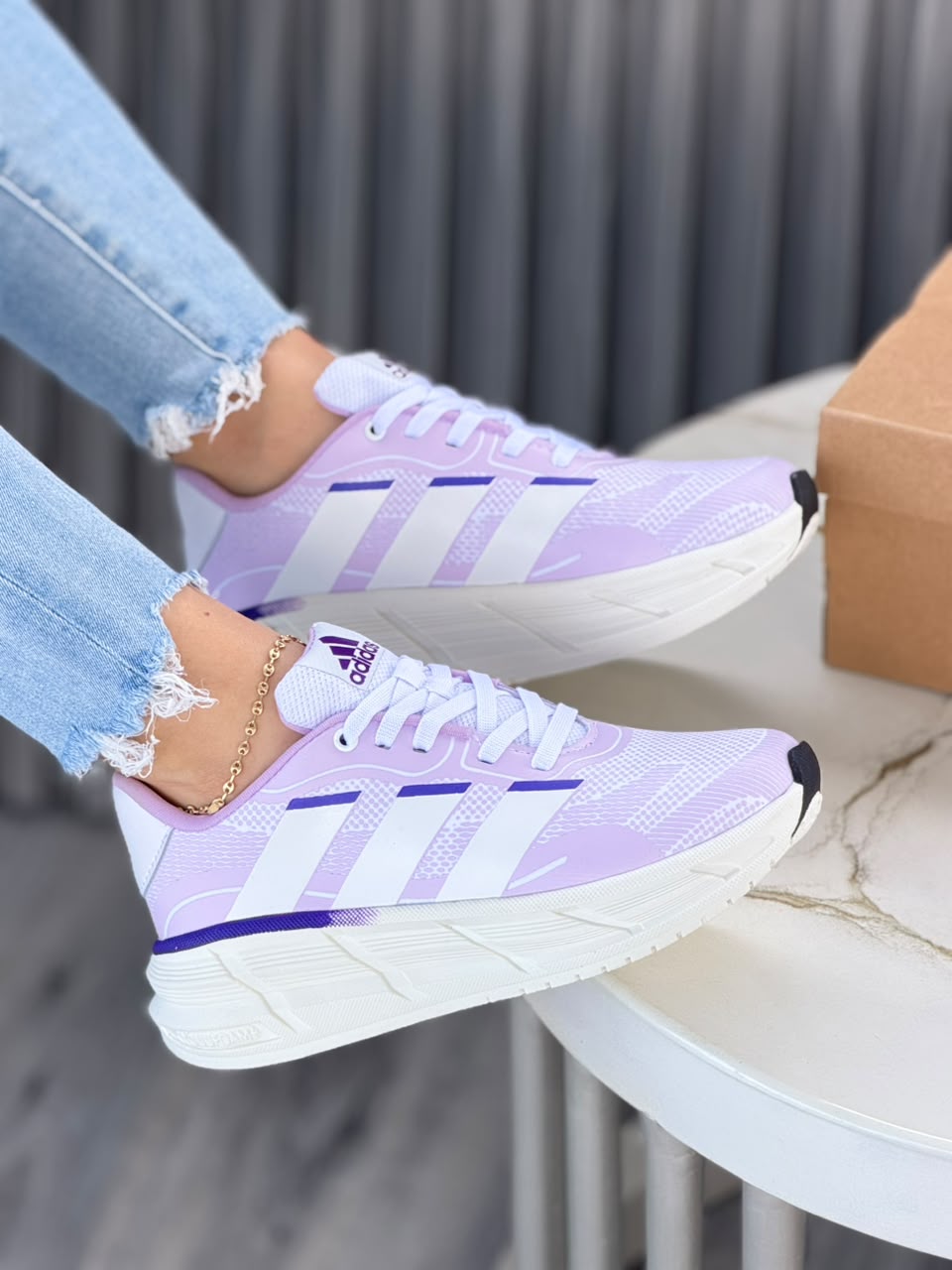 ADIDAS SKY
