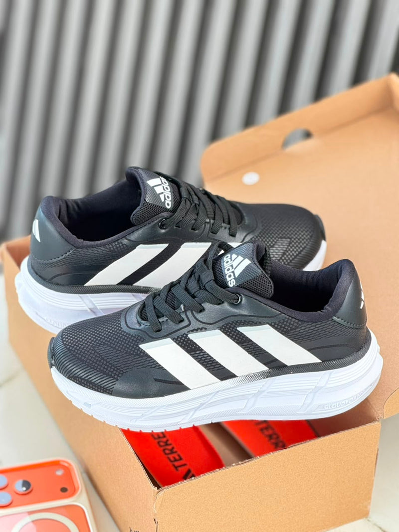 ADIDAS SKY