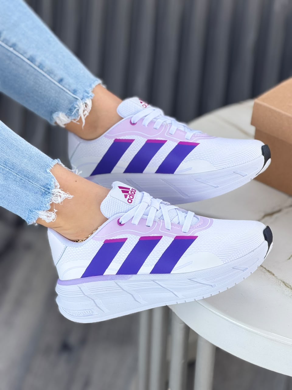 ADIDAS SKY