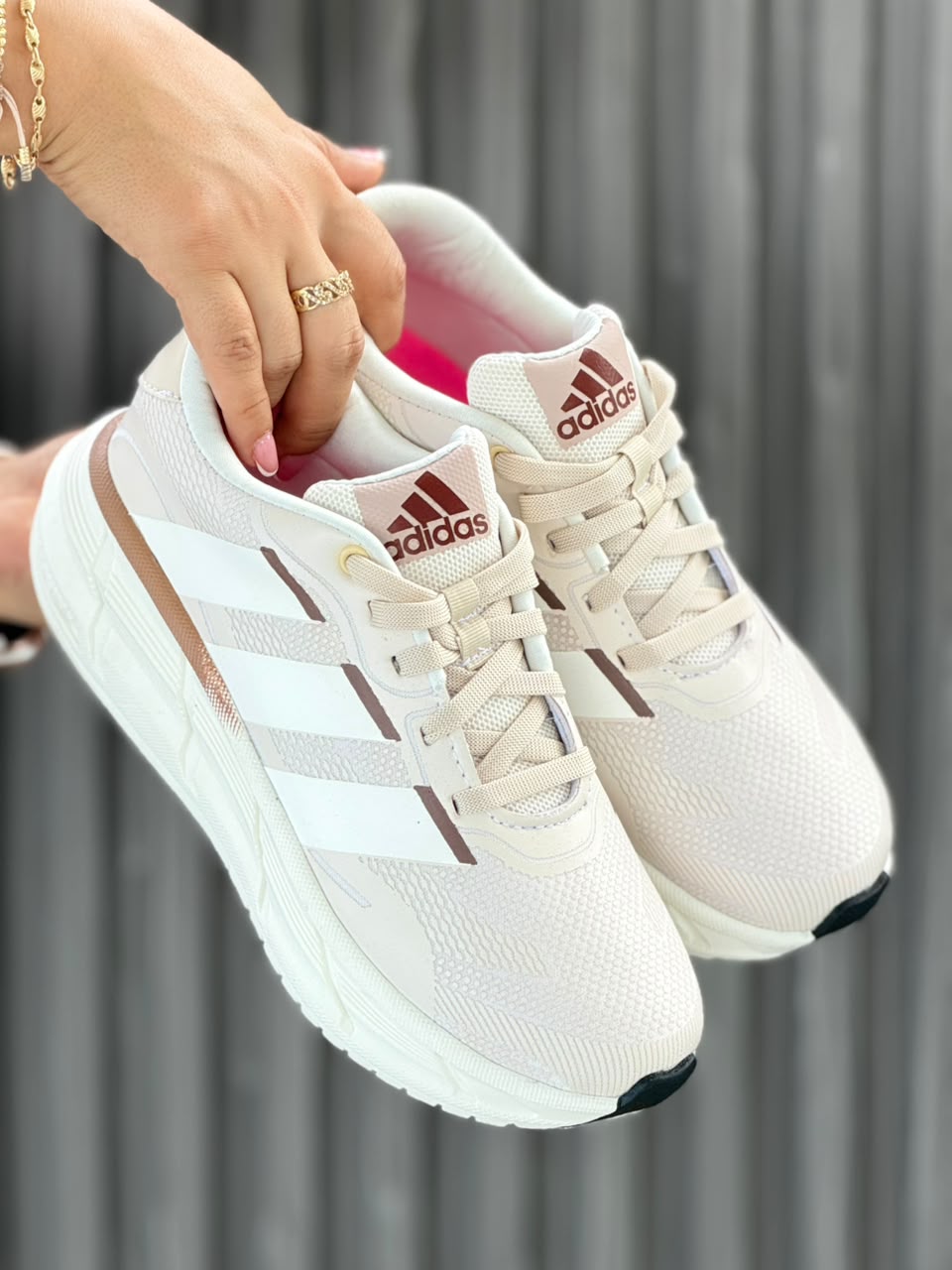 ADIDAS SKY