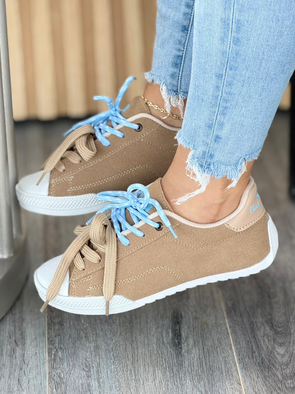 CONVERSE DAMA