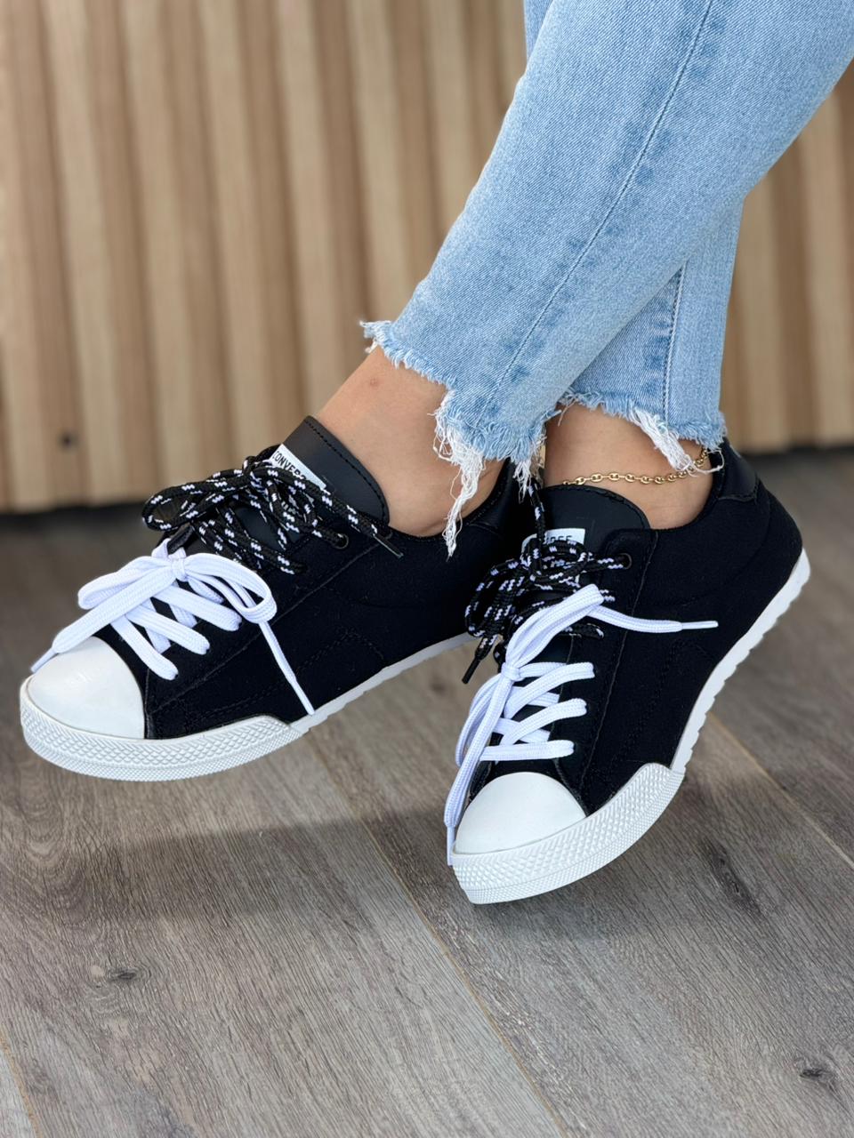 CONVERSE DAMA