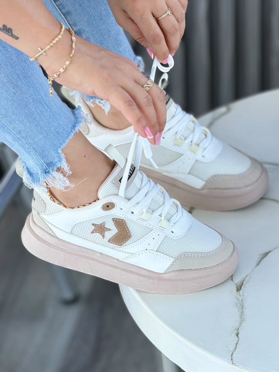 CONVERSE ROCK