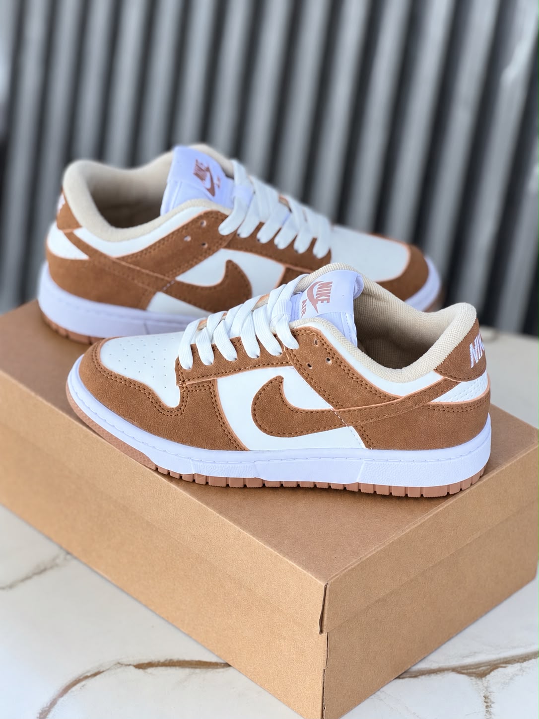NIKE AIR DUNK