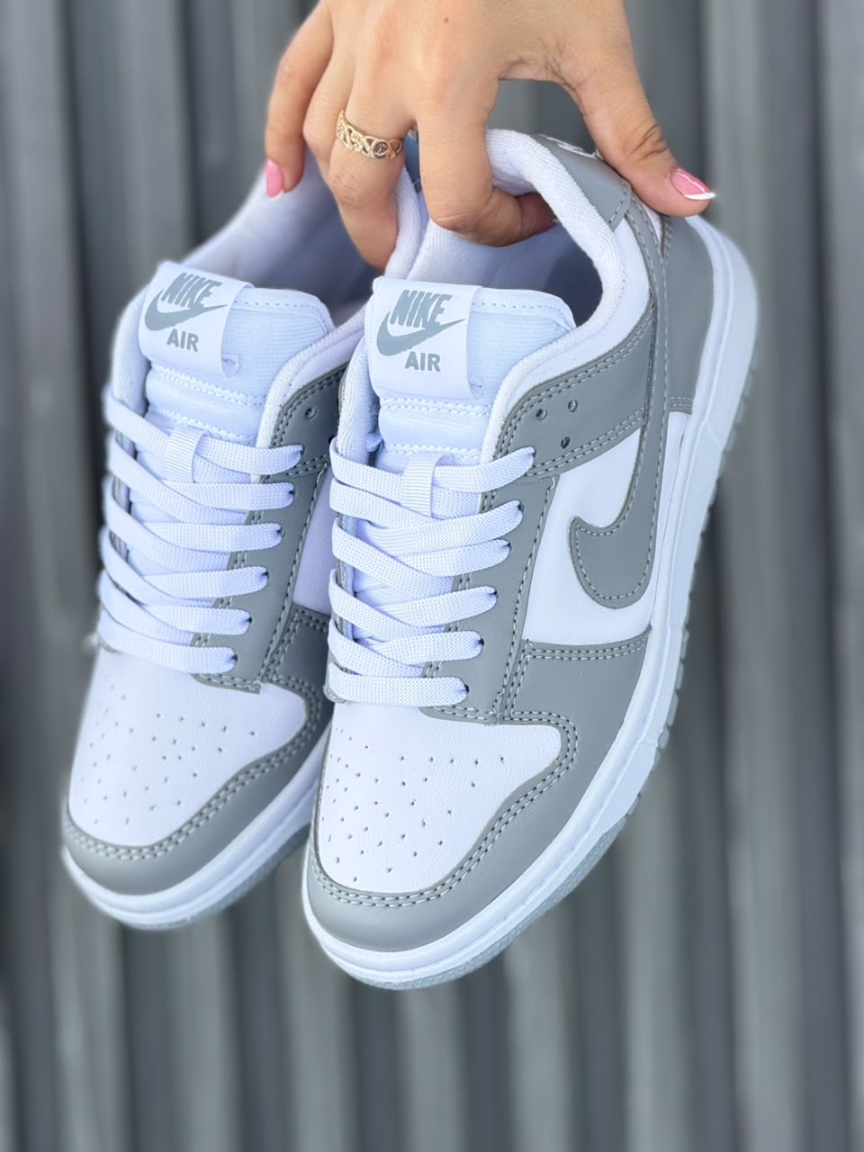 NIKE AIR DUNK