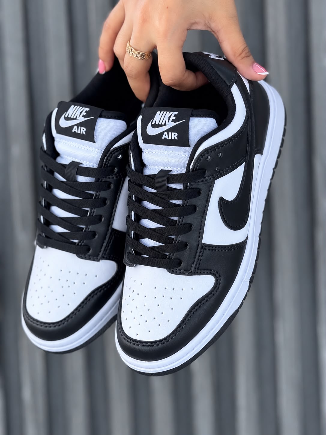 NIKE AIR DUNK