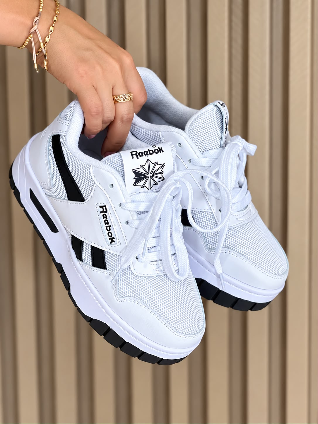 REEBOK CLASSICS