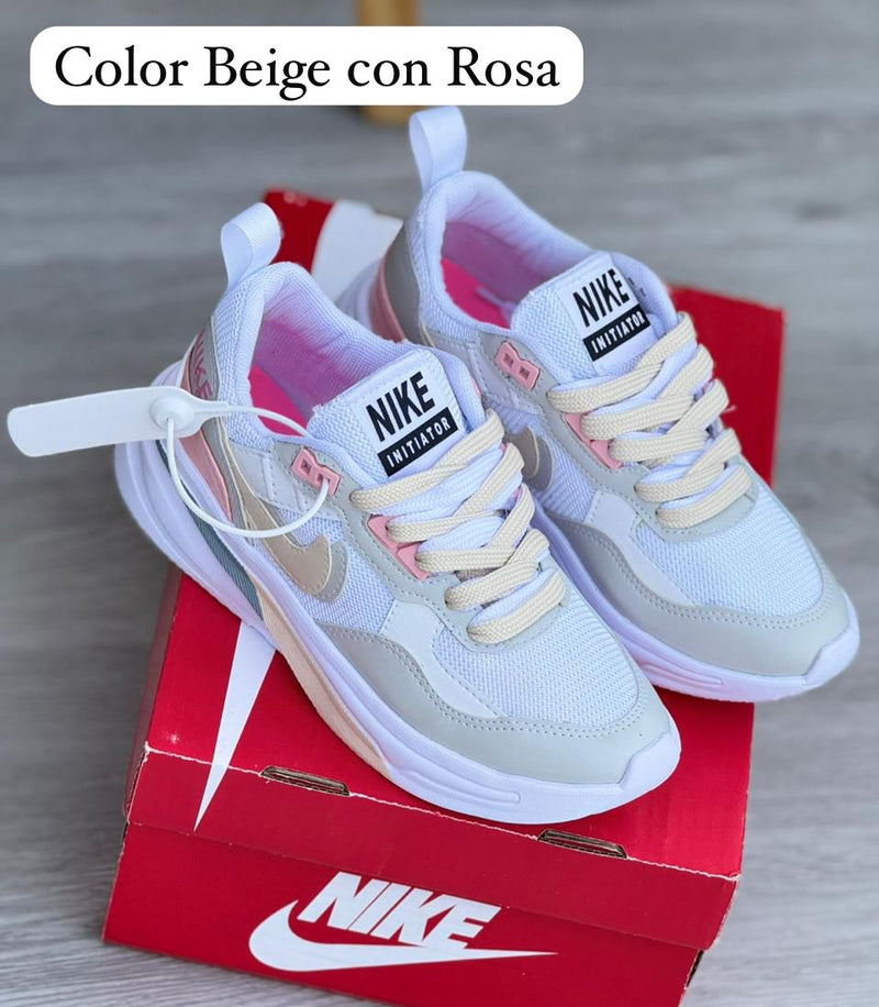 NIKE INITIATOR D