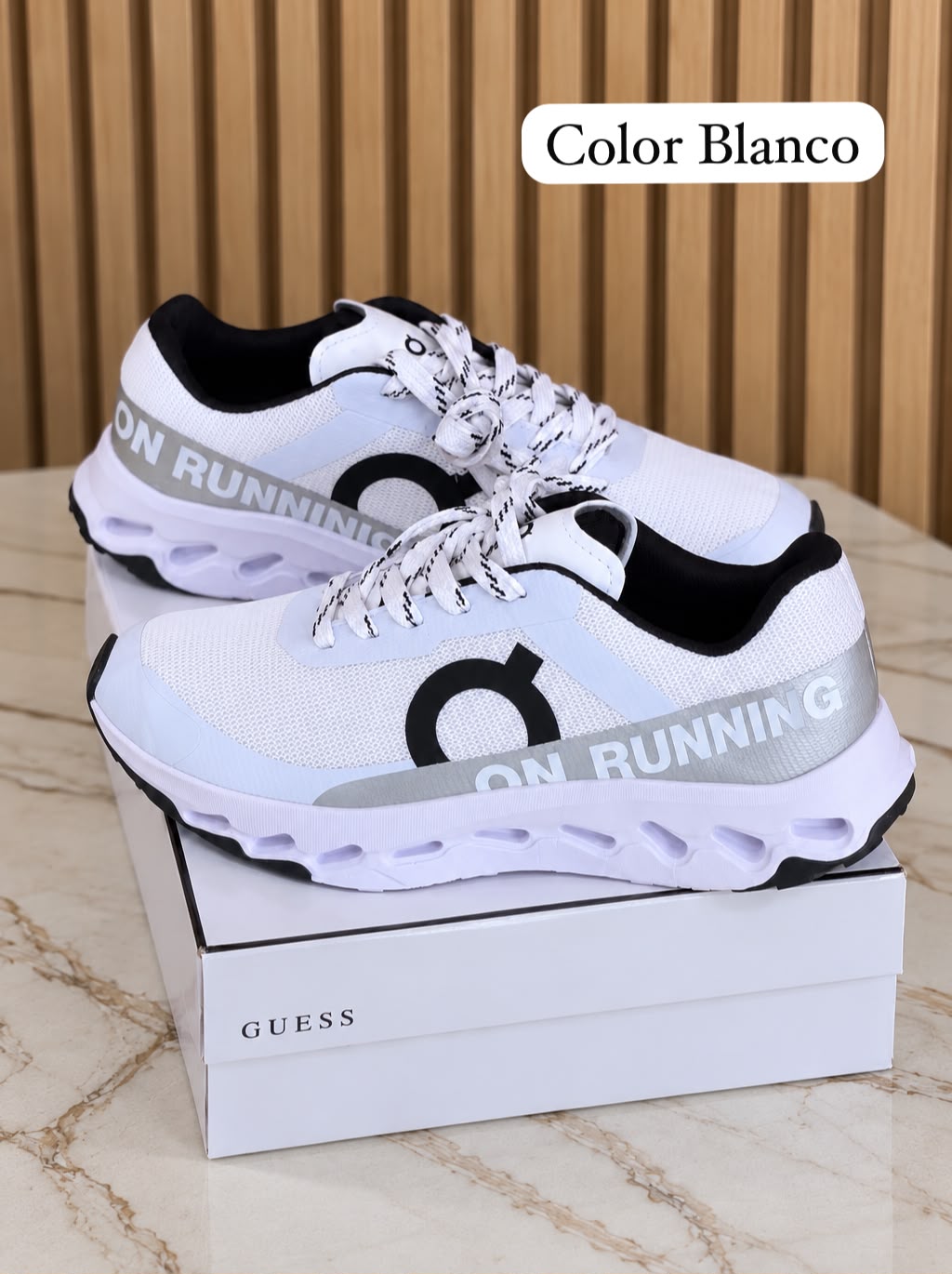 ON CLOUD RUNNING color Blanco